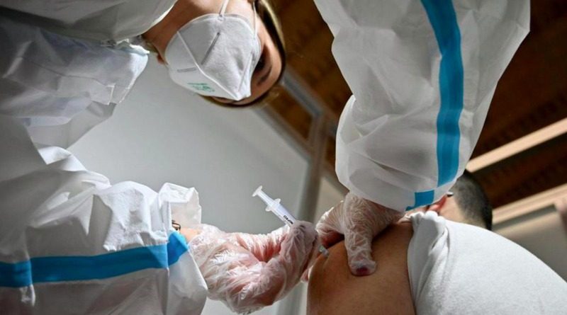 Vlasnici privatnih tvrtki traže da se radnici kolektivno cijepe
