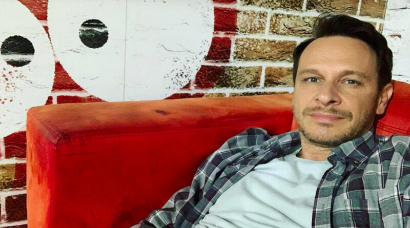 Enis Bešlagić slomljen nakon gubitka drage osobe: Tvoj topli osmijeh ostaje u sjećanju...