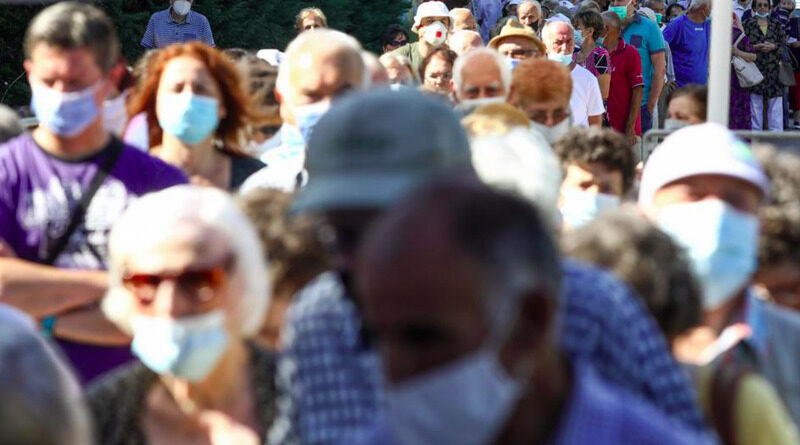 Epidemiolog: Teško je reći hoće li ikada doći kraj, moramo nastaviti suživot s virusom