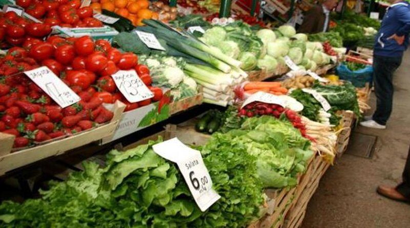Bh. građani na tržnicama kupili više od 56.000 kg rajčica, 43.000 paprika...
