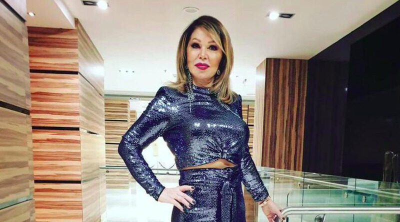 Neda Ukraden (71) na snimanje stigla u pripijenom kombinezonu i zasjenila upola mlađe kolegice