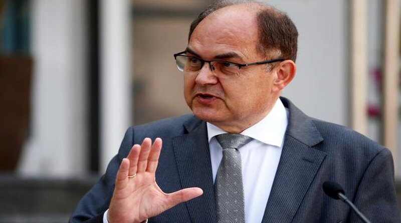 Schmidt: Nitko u BiH ne povlači poteze koji bi vodili u rat