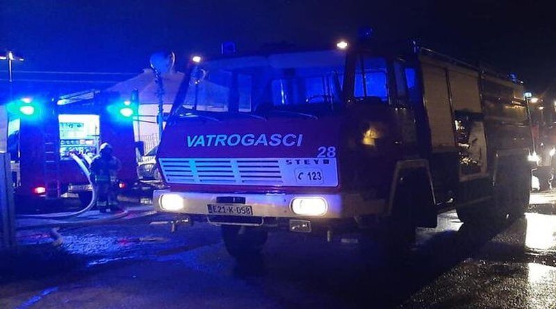 Trinaestogodišnjakinja stradala u požaru u Živinicama