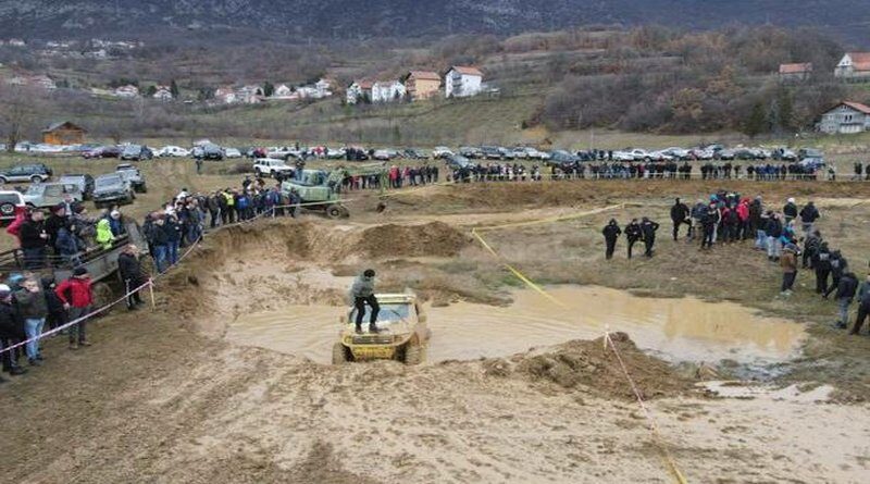 Na obodu Ramskog jezera okupilo se više od stotinu ljubitelja džipova
