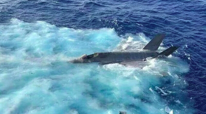 Pojavila se slika moćnog američkog aviona F-35C u moru kod Kine