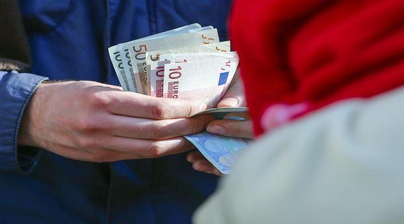 BiH formalno-pravno zadugo neće moći uvesti euro, ali bi ga tehnički lakše uvela od RH
