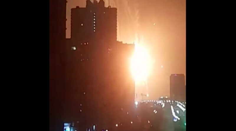 VIDEO Ukrajinci srušili ruski avion, on se zabio u zgradu i zapalio je