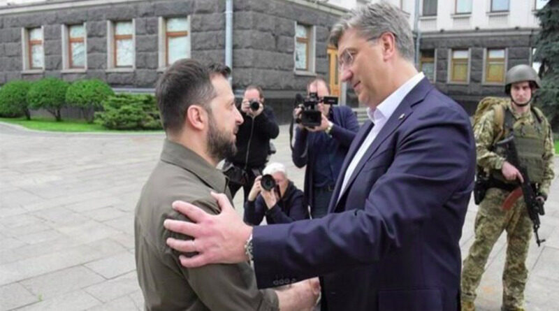 FOTO Plenković stigao u Kijev, pozdravio ga Zelenskij