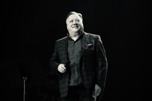 Preminuo legendarni pjevač Halid Bešlić u 72. godini života