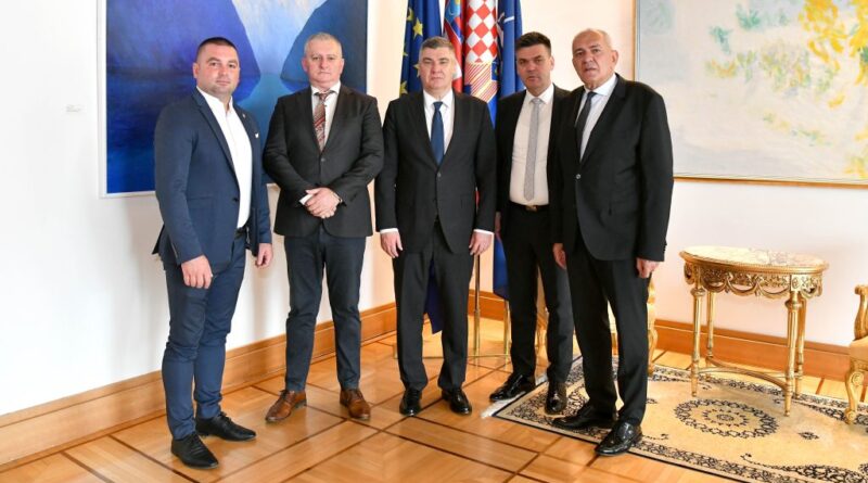 Predsjednik RH Milanović razgovarao s predstavnicima hrvatskih političkih stranaka iz Bosne i Hercegovine