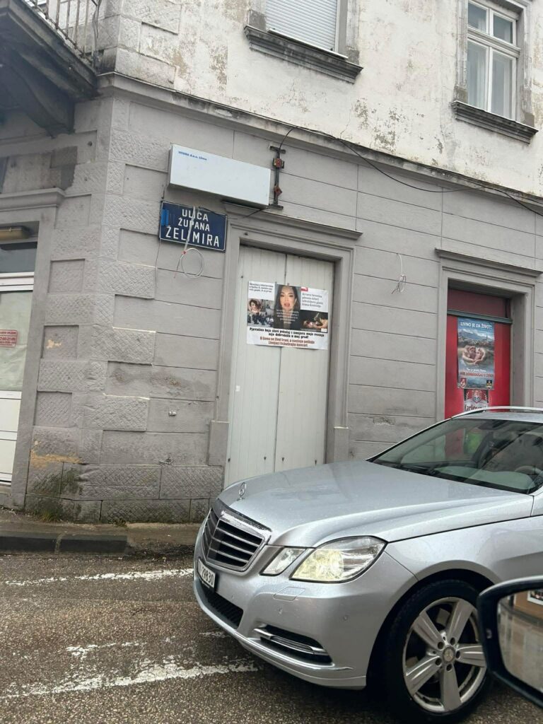 “Nije dobrodošla u Livno”: Plakati protiv Severininog koncerta osvanuli uoči Božića
