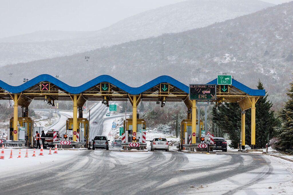 Zatvara se izlaz s A1 prema Splitu iz smjera juga – osiguran obilazni pravac