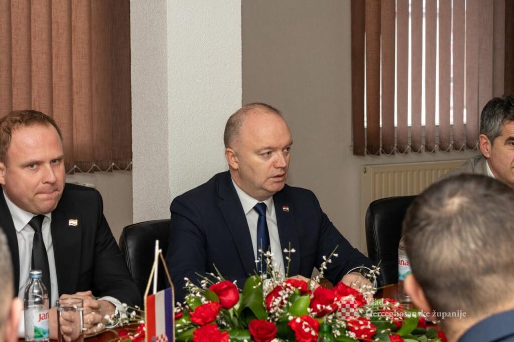 Ministar demografije i useljeništva Republike Hrvatske Ivan Šipić danas boravio u službenom posjetu Hercegbosanskoj županiji