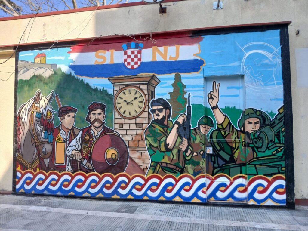 Izaslanstvo općine Tomislavgrad u posjeti Spomen sobi Domovinskoga rata Sinja i cetinske krajine