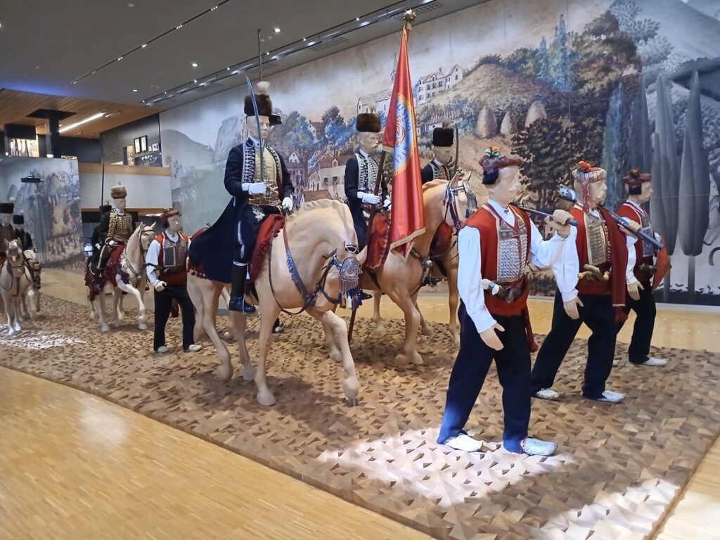 Izaslanstvo općine Tomislavgrad u posjeti Spomen sobi Domovinskoga rata Sinja i cetinske krajine