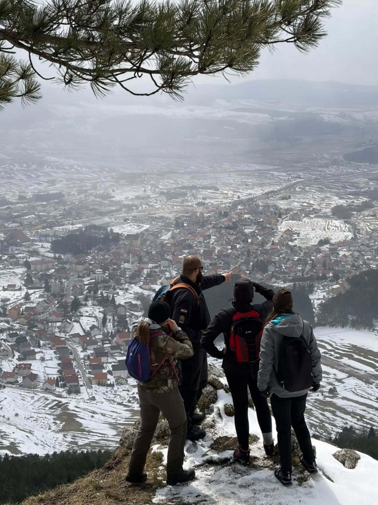 Planinarski izlet na Plazenicu Srednje škole Kupres i Planinarsko-ekološke udruge Stožer Kupres