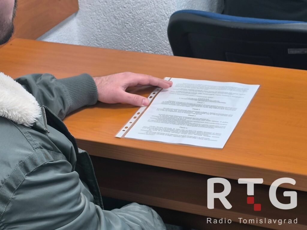 Tomislavgrad: Potpisani ugovori o subvencioniranju prve stambene nekretnine za mlade obitelji i samohrane roditelje