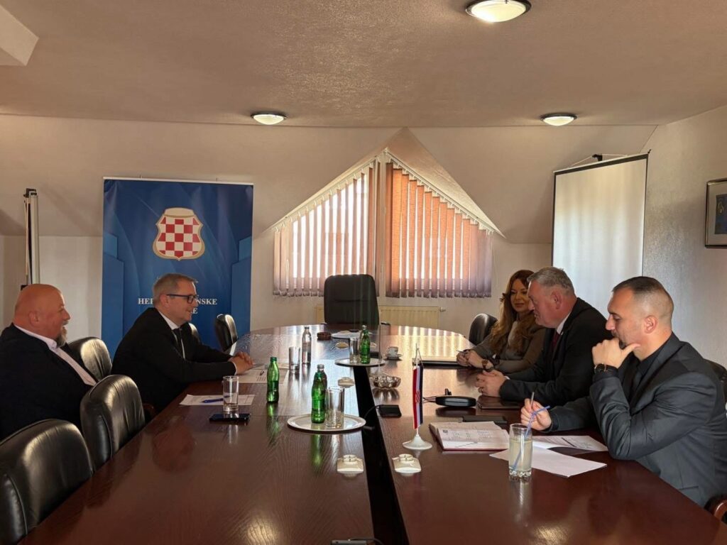 U Vladi Hercegbosanske županije održan sastanak o jačanju političke podrške procesu reforme javne uprave u BiH