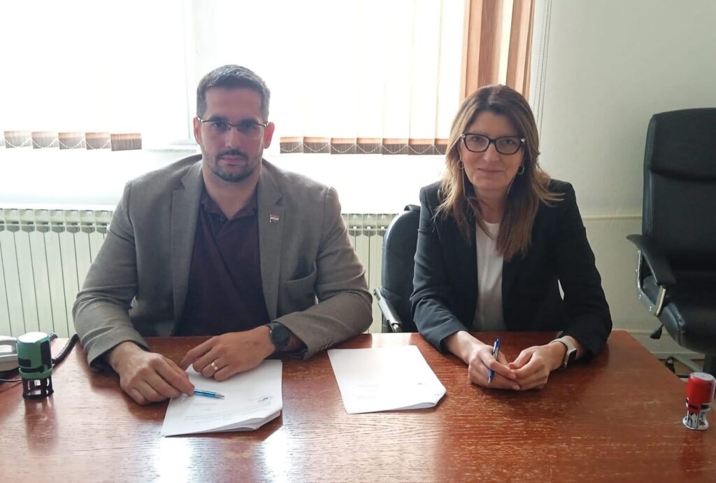 Potpisan ugovor o primarnoj zdravstvenoj zaštiti prosvjetnih djelatnika