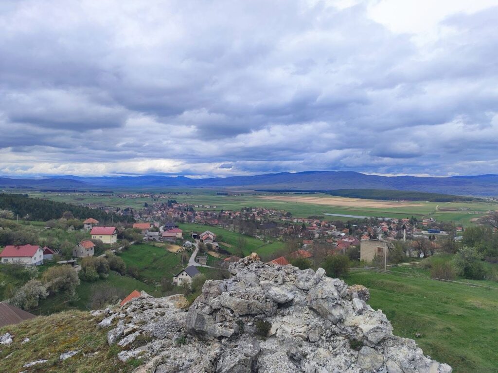 Glamoč: Građani jednoglasno poručili „NE POLIGONU“