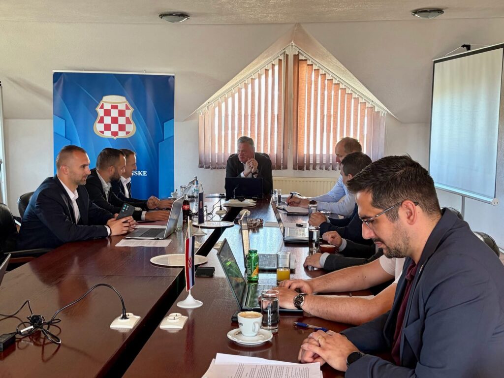 Vlada HBŽ usvojila niz ključnih odluka: pola milijuna za poduzetnike, milijuni za javne sustave