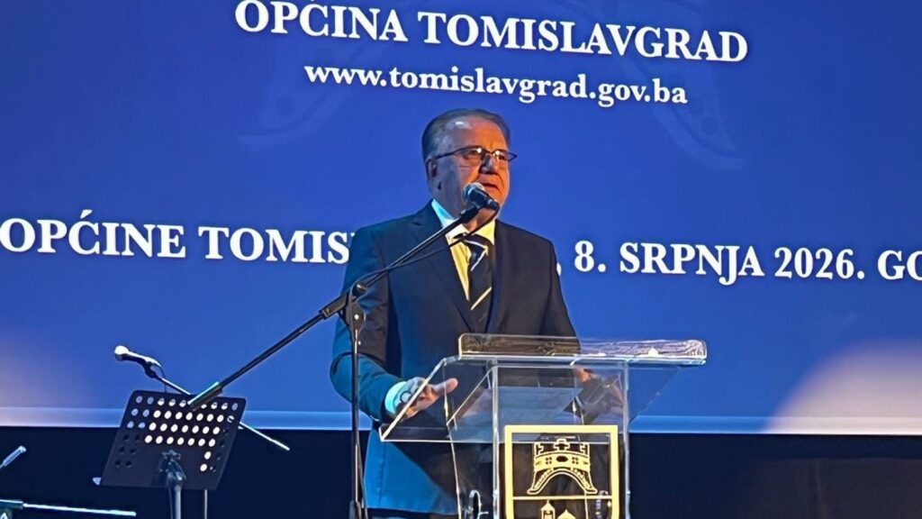 Premijer Nikšić u Tomislavgradu: Najavio ulaganja u bolnicu u Livnu i projekt treće trake prema Kamenskom